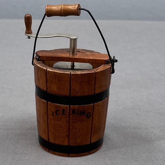 VTG Pleasant Company 1998 Ice King Miniature Ice Cream Maker American Girl Doll - Picture 7 of 16